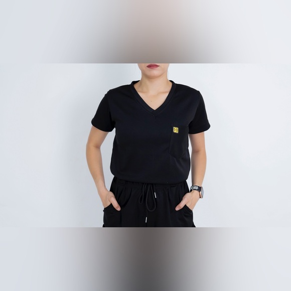 XXS Size Drifit Top and Jogger Scrub Set - Picture 16 of 16